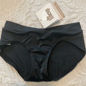 The LineUp Custom V-cut Waist Pro Cheer Brief